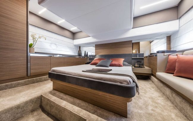 Ferretti Yachts 450 lower deck