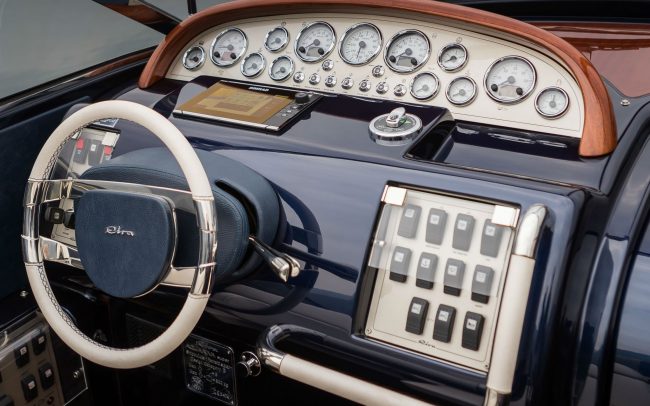 Riva Aquariva super cruising